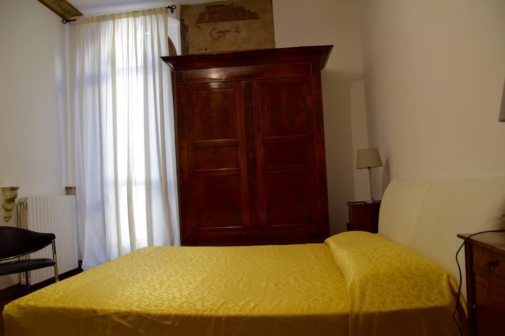 Ball Apartments Loc 04163 Verona Room photo