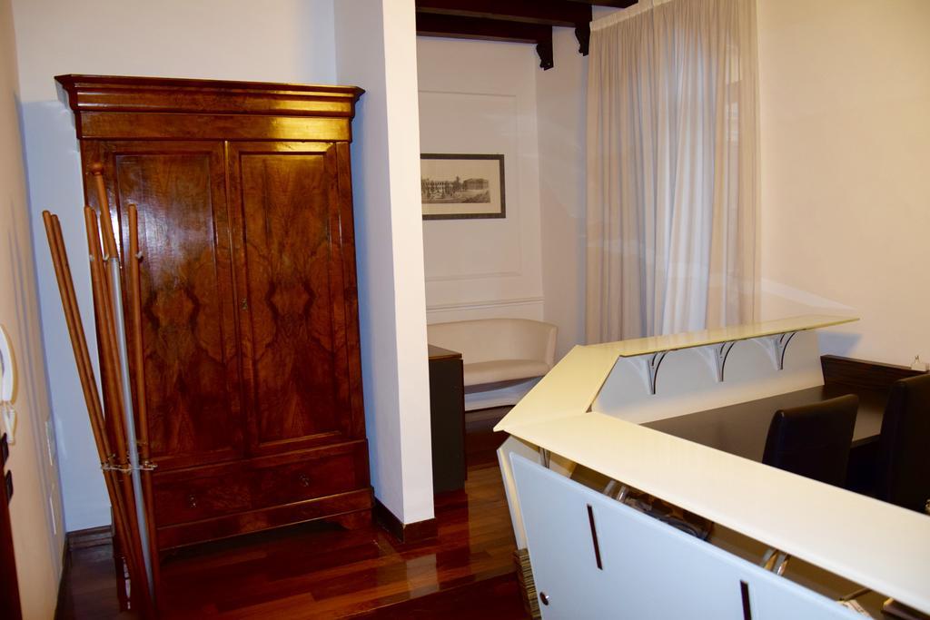 Ball Apartments Loc 04163 Verona Room photo